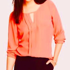 EXPRESS Pleated Keyhole Blouse (Coral) Medium